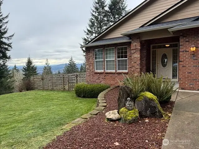 255 Astro Drive, Kelso, WA 98626 - #3