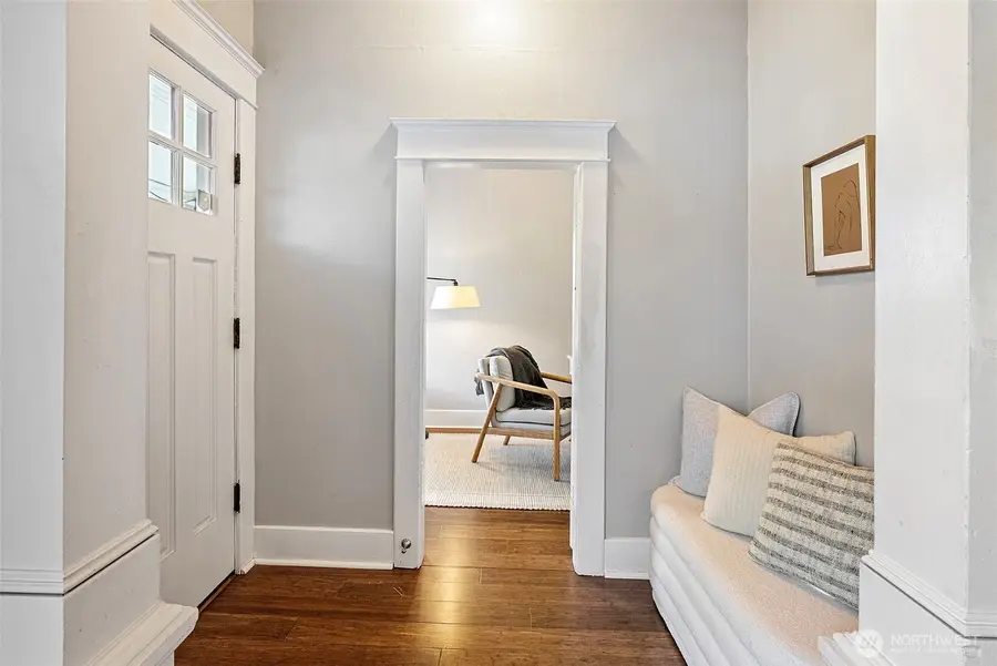 827 Nw 61st Street, Seattle, WA 98107 - #3