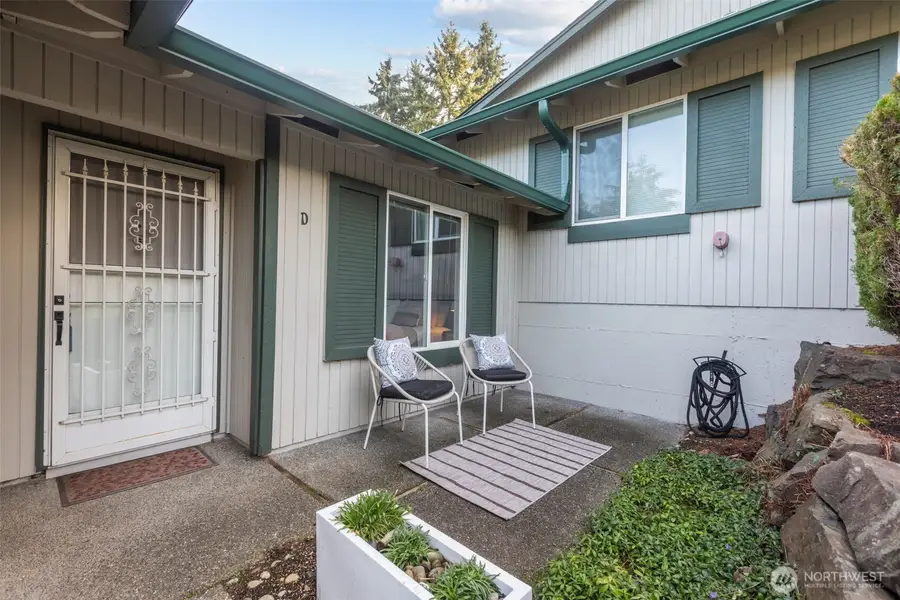 515 S 323rd Place #16-D, Federal Way, WA 98003 - #3