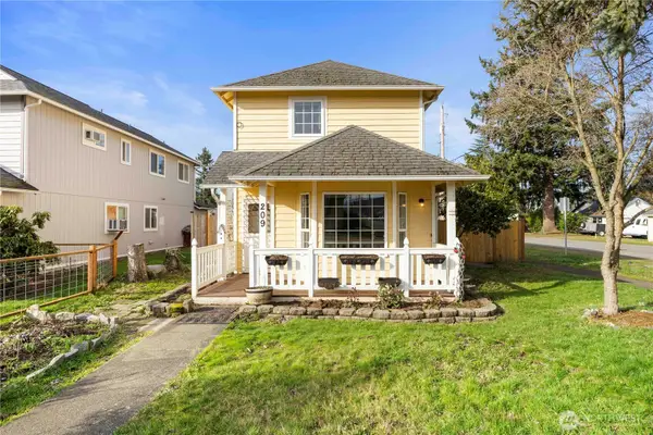 209 S Cedar Street, Buckley, WA 98321