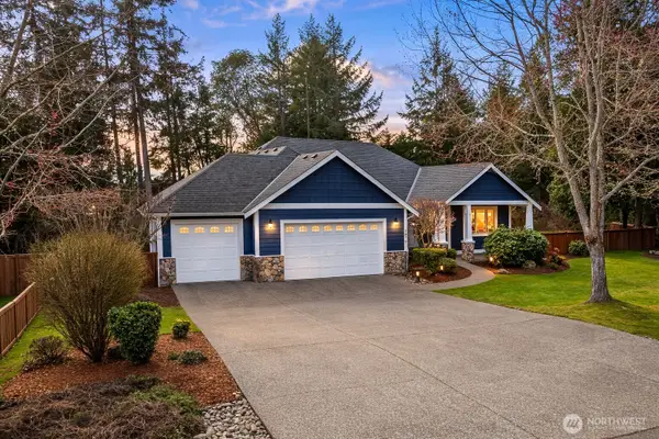 1010 Potlatch Drive, Fox Island, WA 98333