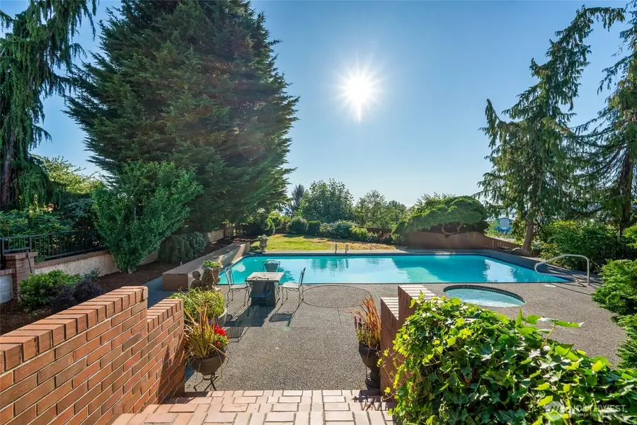 416 Alverson Boulevard, Everett, WA 98201 - #3