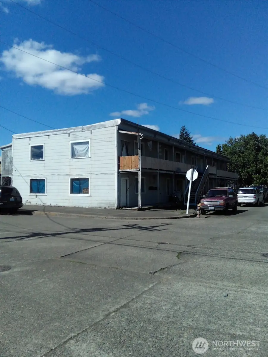 400 9th Street, Raymond, WA 98577 - #3