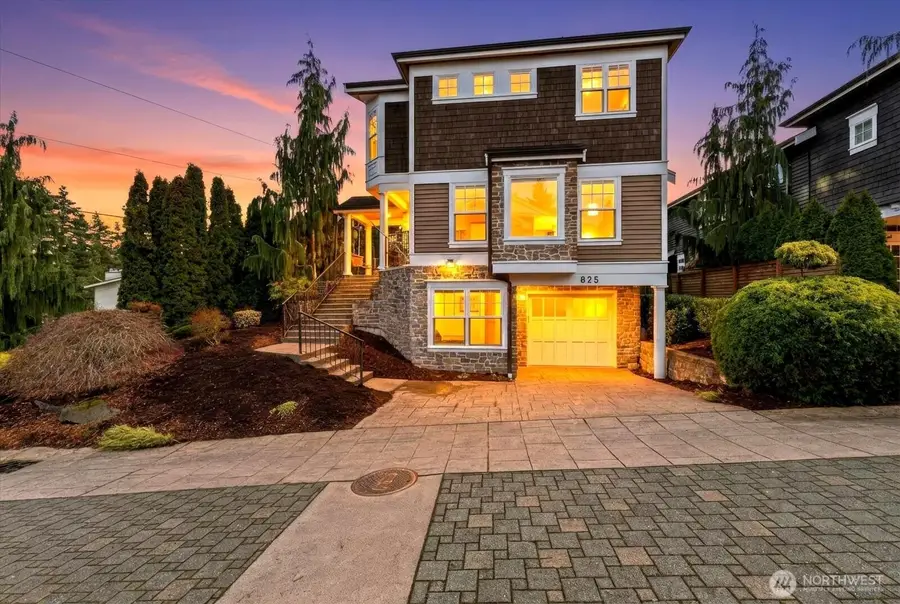 825 Kirkland Way, Kirkland, WA 98033 - #2