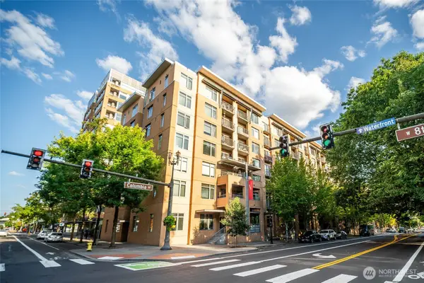 701 Columbia Street #415, Vancouver, WA 98660