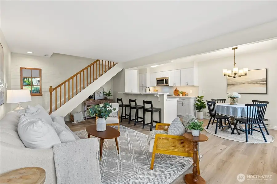 410 214th Street Sw #B, Bothell, WA 98021 - #3