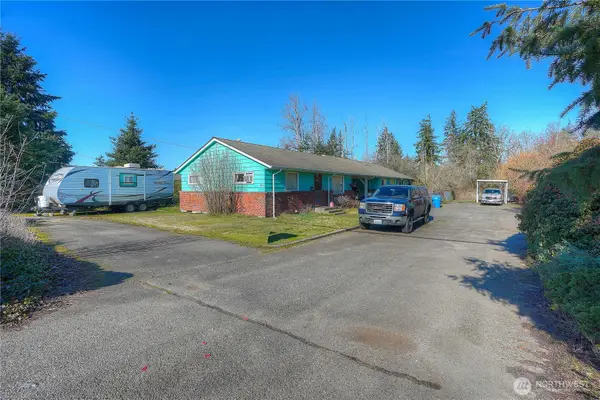 305 138th Street E, Tacoma, WA 98445