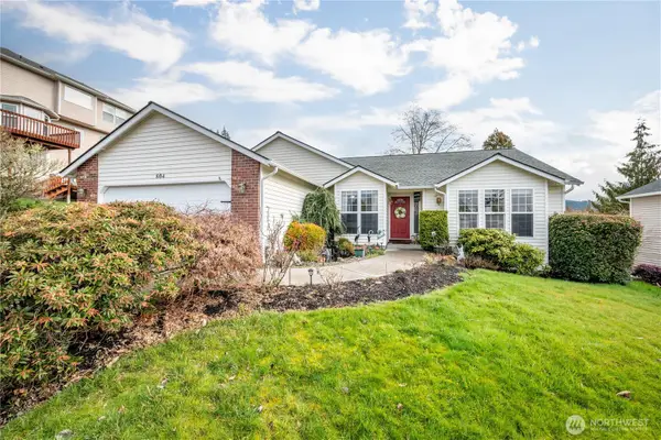 804 Edinburgh Court, Kelso, WA 98626