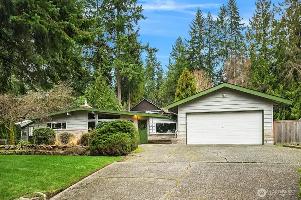 15055 SE 43rd Place, Bellevue, WA 98006