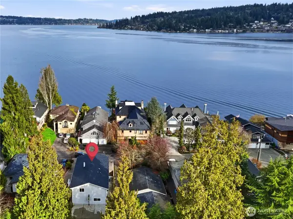 18825 SE 42nd Street, Issaquah, WA 98027