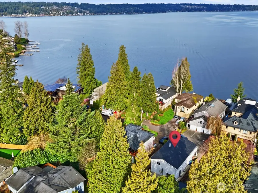 18825 SE 42nd Street, Issaquah, WA 98027 - #2