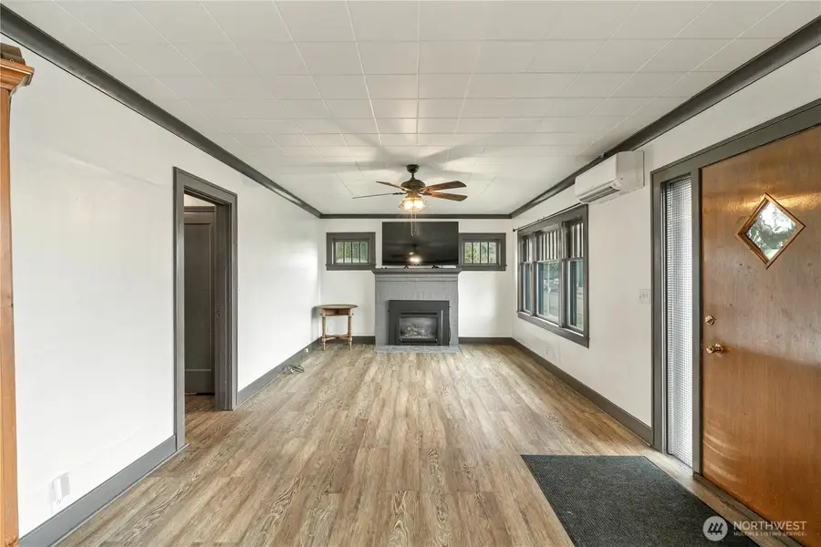 513 E Street, Cosmopolis, WA 98537 - #3