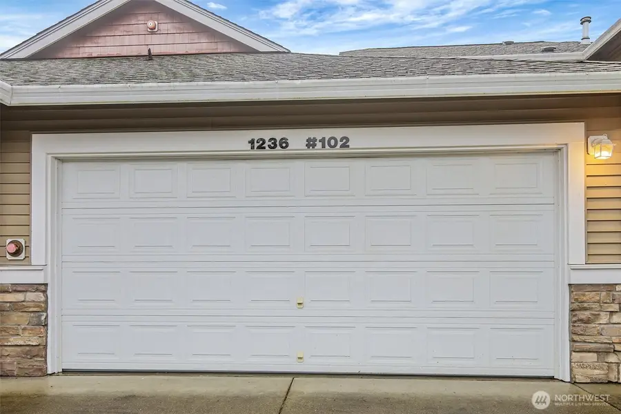 1236 65th Street Se #102, Auburn, WA 98092 - #2