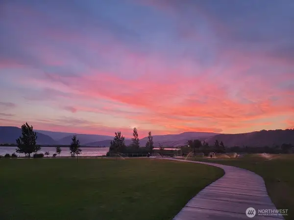 23325 Sunserra Loop Nw #A44, Quincy, WA 98448