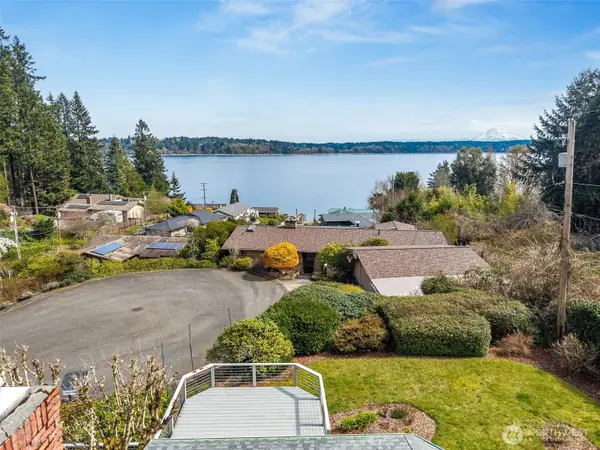 2121 Beverly Beach Drive Nw, Olympia, WA 98502