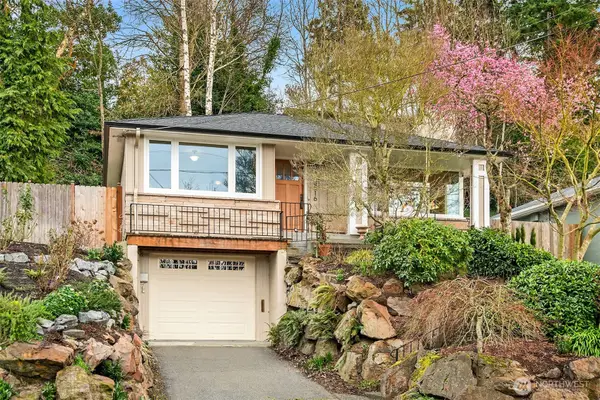 3516 31st Avenue W, Seattle, WA 98199