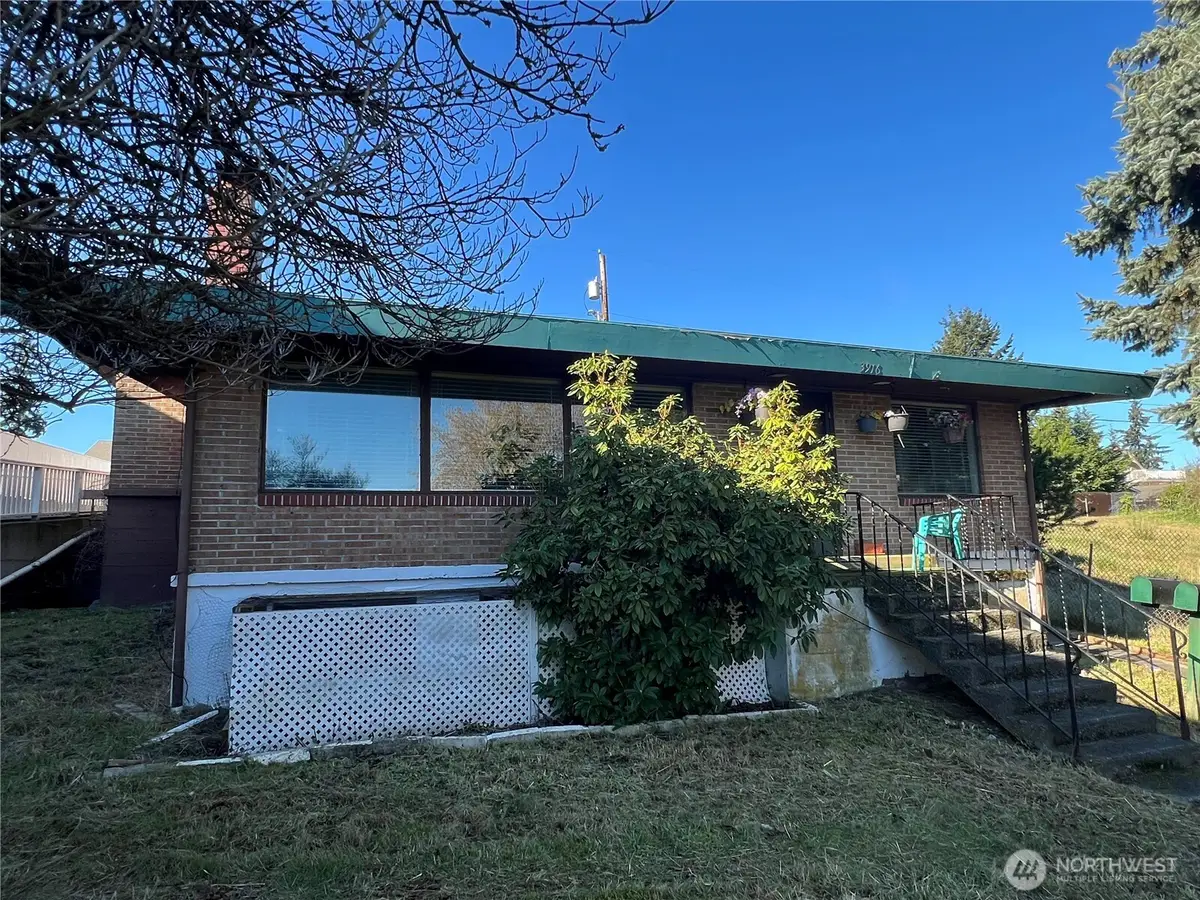 3916 Rucker Avenue, Everett, WA 98201 - #1