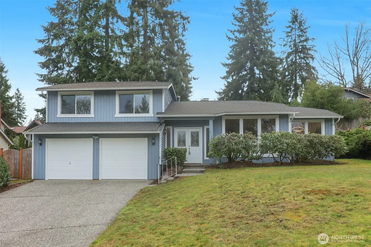15329 SE 43rd Pl, Bellevue, WA 98006 - #1