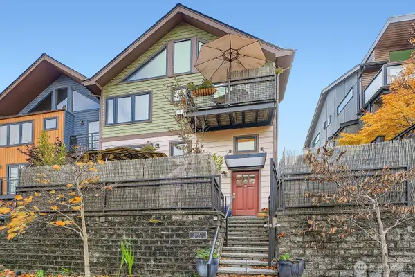 1502 44th Avenue Sw, Seattle, WA 98116