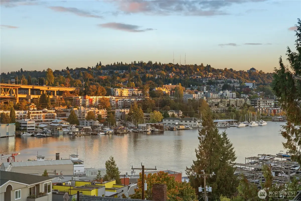 3959 1st Avenue Ne #A, Seattle, WA 98105 - #1