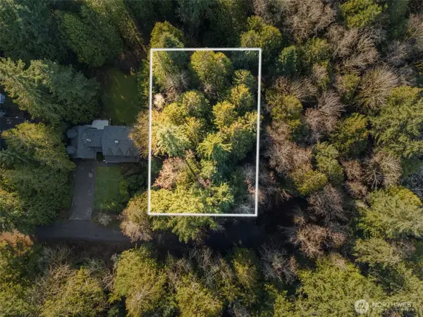 7911 NE Sunnywoods Lane, Kingston, WA 98346