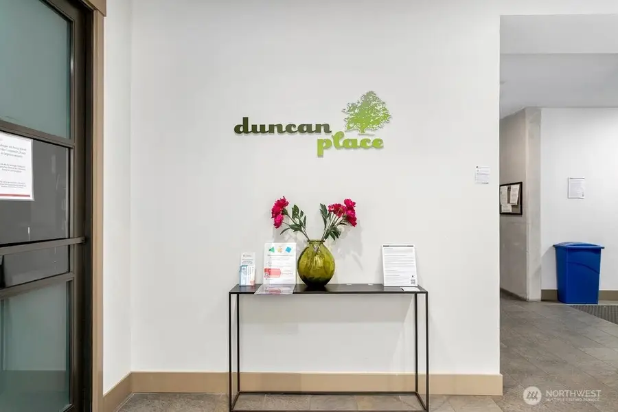 4547 8th Avenue Ne #508, Seattle, WA 98105 - #3