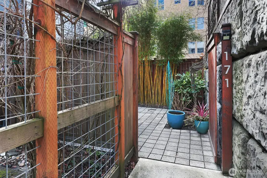 171 21st Avenue, Seattle, WA 98122 - #3