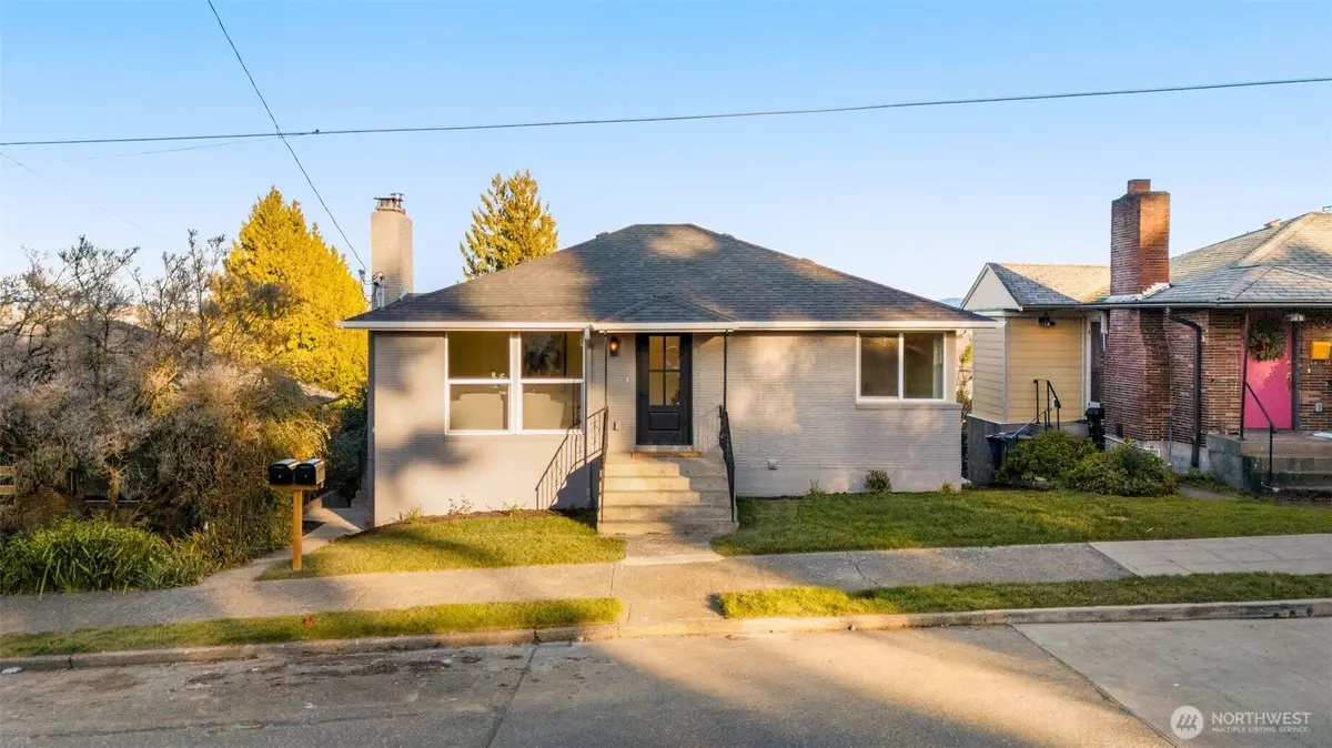 2332 17th Avenue S, Seattle, WA 98144 - #1