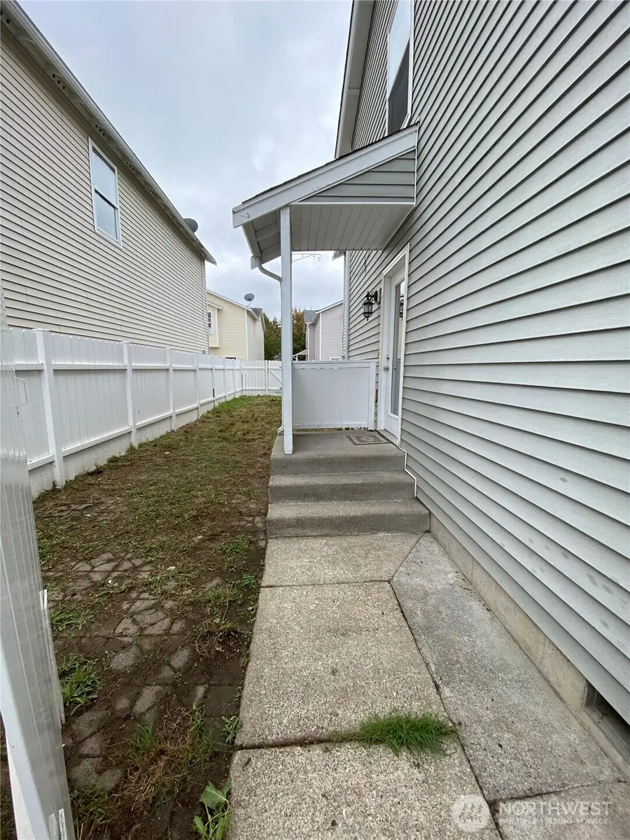 4827 41st Lane Se, Lacey, WA 98503 - #3