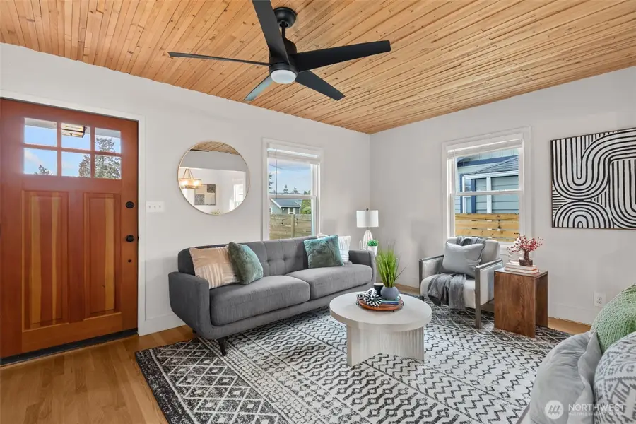 3915 SW Hinds Street, Seattle, WA 98116 - #3