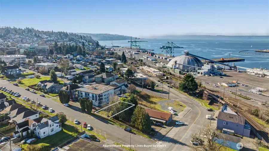 2912 Nassau Street #N 1/2 of 34 & 35, Everett, WA 98201 - #3