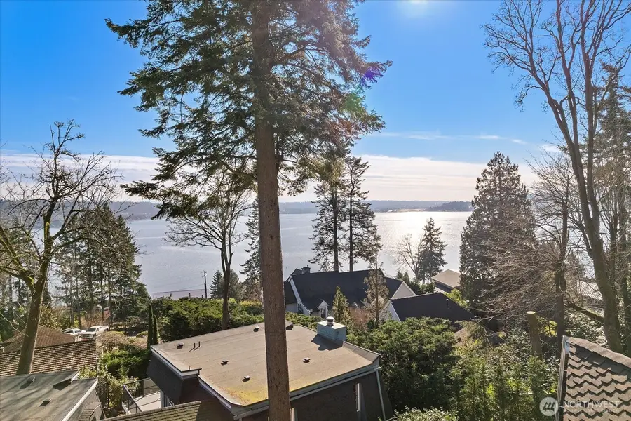 8526 E Mercer Way, Mercer Island, WA 98040 - #2