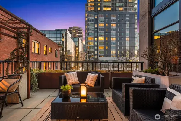 2720 3rd Avenue #311, Seattle, WA 98121