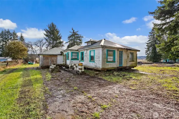 1587 Krause Road, Raymond, WA 98577