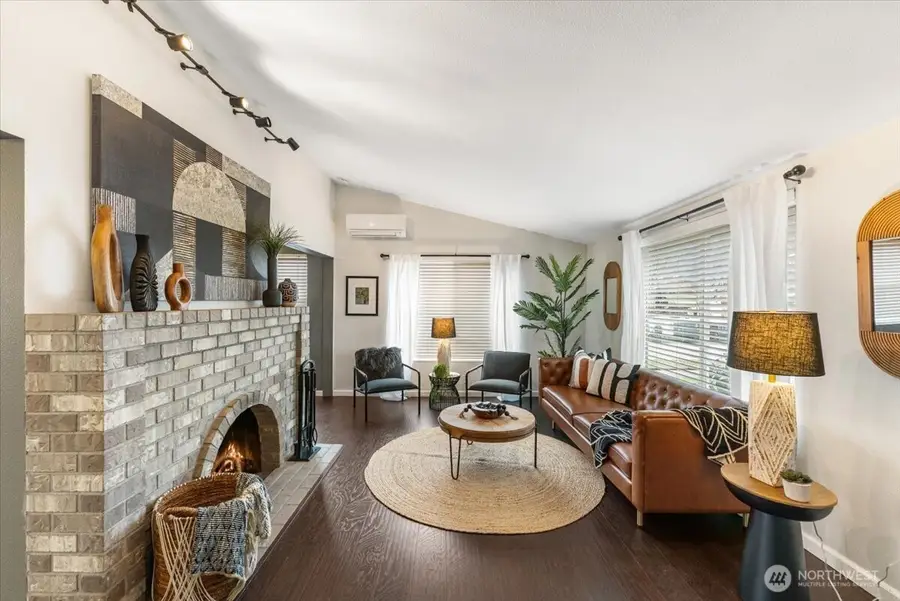 1101 Wells Street, Enumclaw, WA 98022 - #3