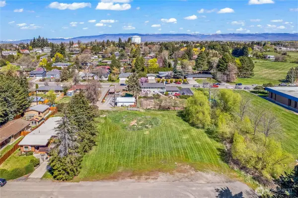 1 E 2nd Avenue, Ellensburg, WA 98926
