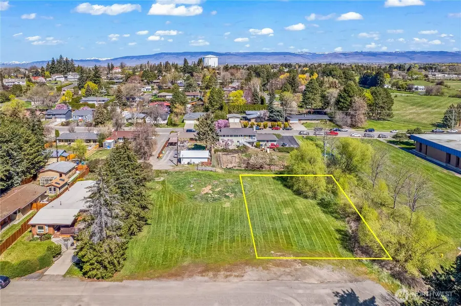 2 E 2nd Avenue, Ellensburg, WA 98926 - #2