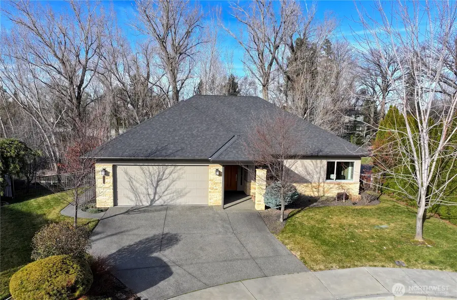 2049 Stillwater Drive, Walla Walla, WA 99362 - #2