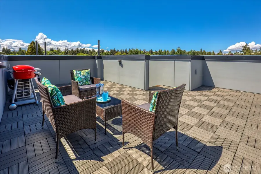 10533 Stone Avenue N, Seattle, WA 98133 - #2