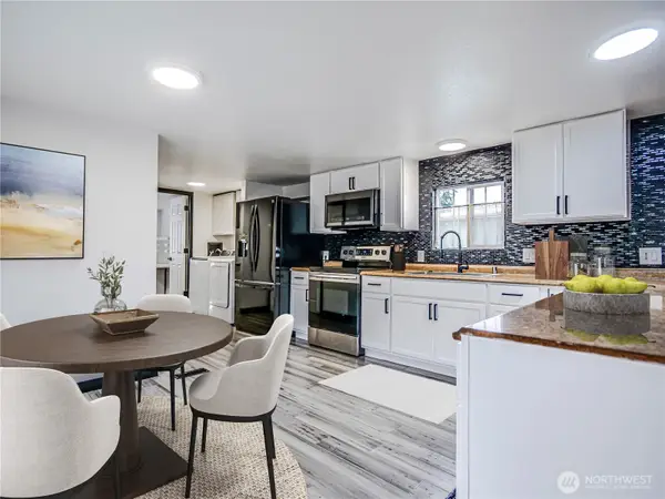 3001 S 288th Street #111, Federal Way, WA 98003