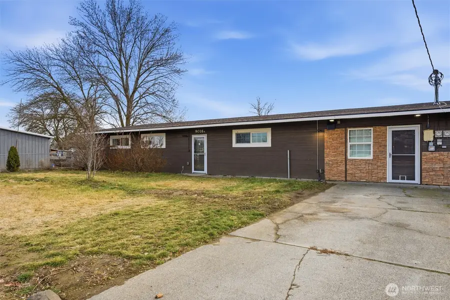 9016 Bong Loop Drive #A, Moses Lake, WA 98837 - #2