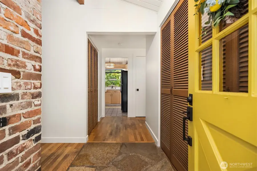 5836 Battle Point Drive Ne, Bainbridge Island, WA 98110 - #3