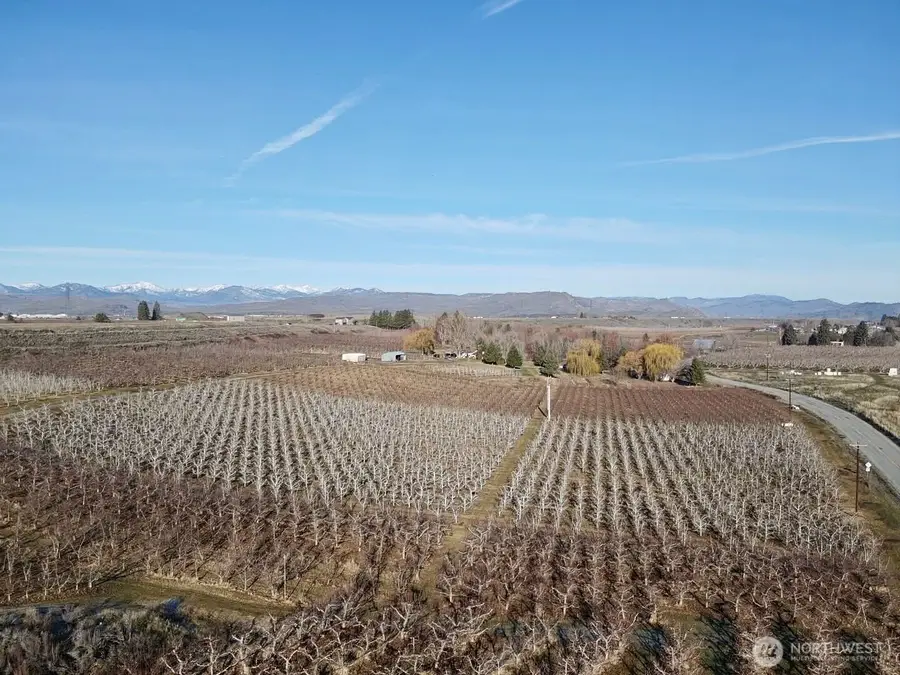 223 Old Riverside Hwy, Omak, WA 98841 - #2