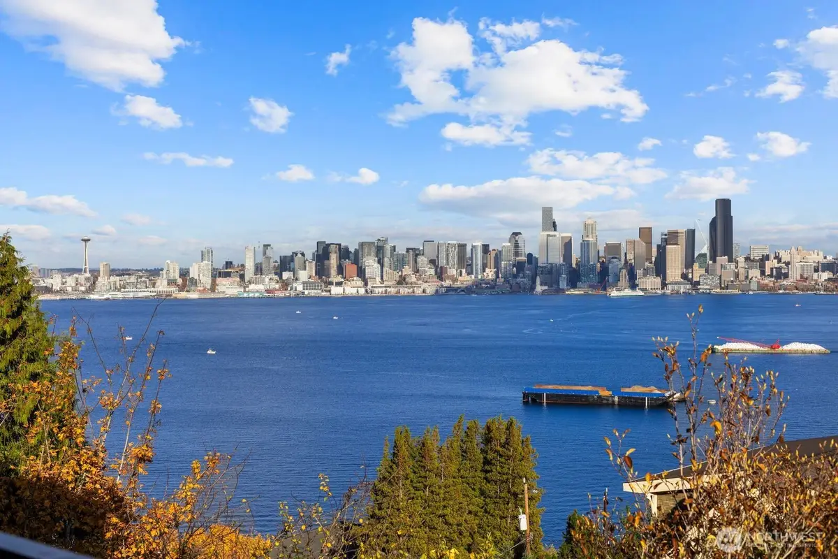 1701 41st Avenue Sw, Seattle, WA 98116 - #1