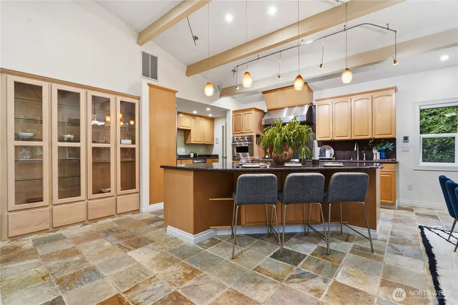 16605 SE 34th St, Bellevue, WA 98008 - #3