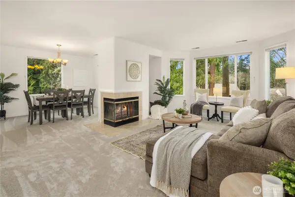 22125 SE 40th Lane, Issaquah, WA 98029