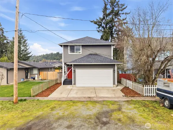 411 Hardefeldt Street Se, Orting, WA 98360