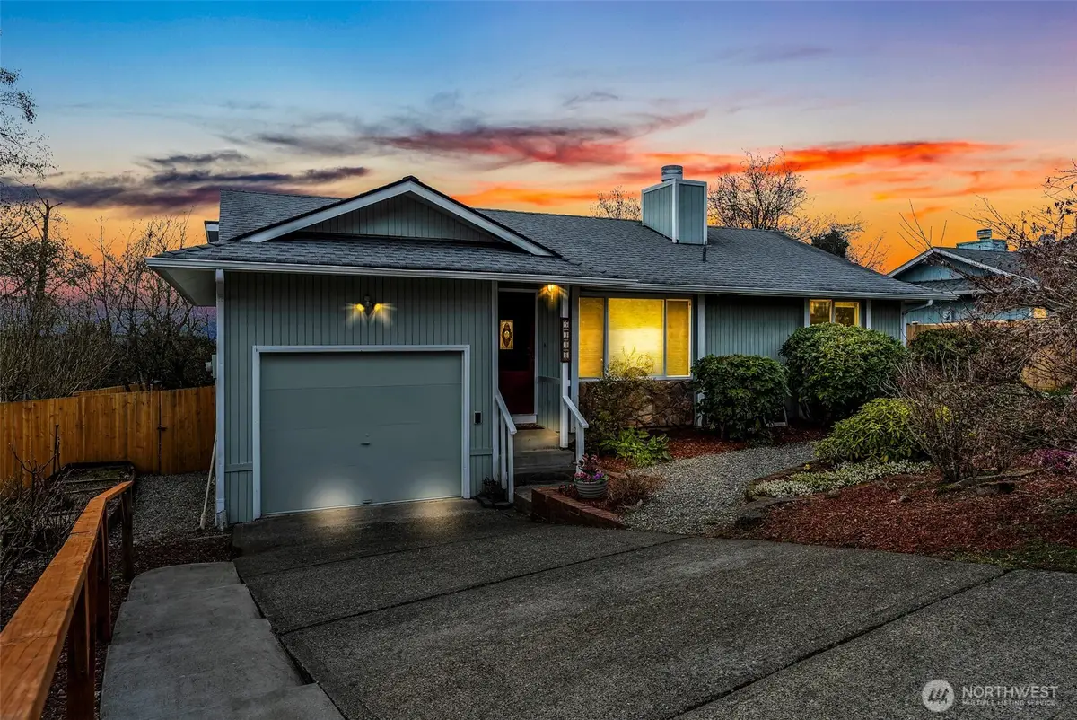 5008 22nd Avenue Ne, Tacoma, WA 98422 - #1