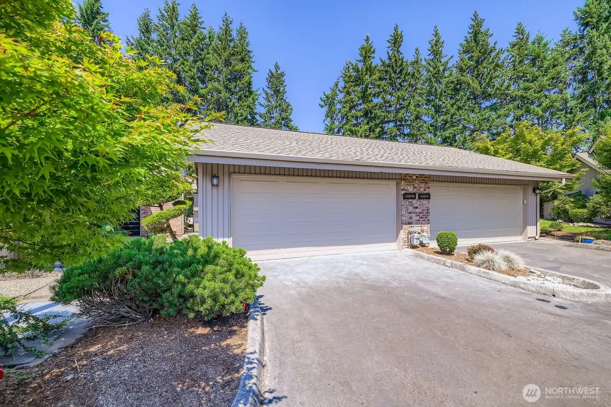 14208 NE 2nd Place, Bellevue, WA 98007 - #1