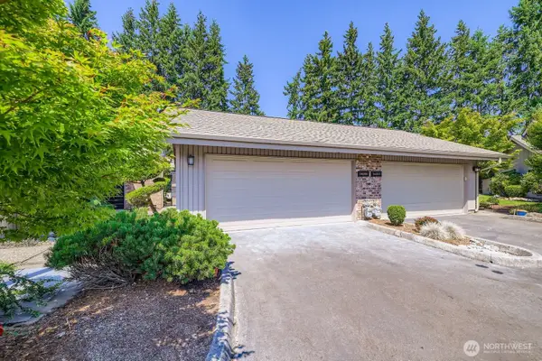 14208 NE 2nd Place, Bellevue, WA 98007